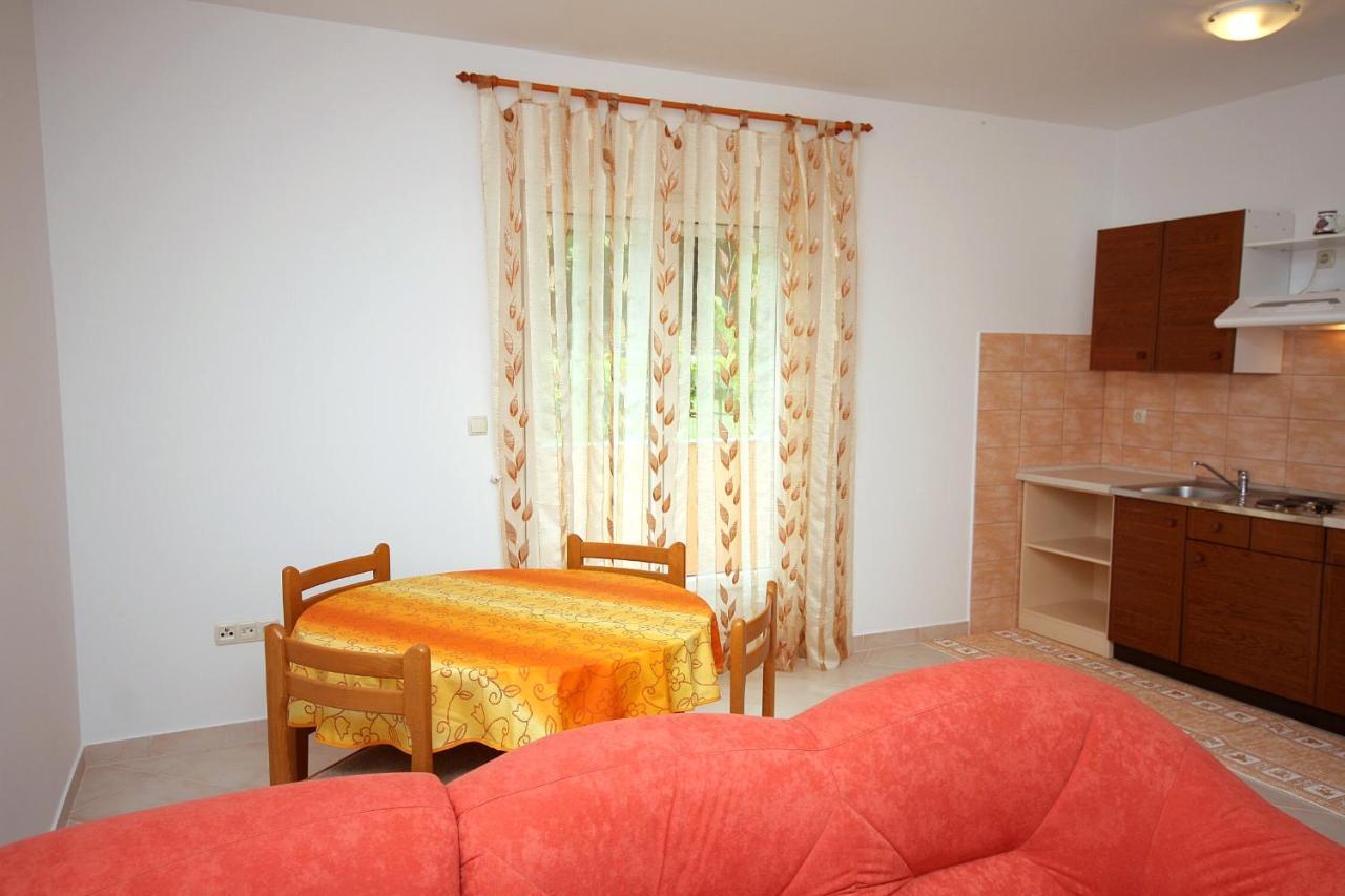 Apartments With A Parking Space Palit, Rab - 5028 Esterno foto
